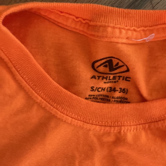 Women athletic works crewneck T-shirt size small - Picture 3 of 5